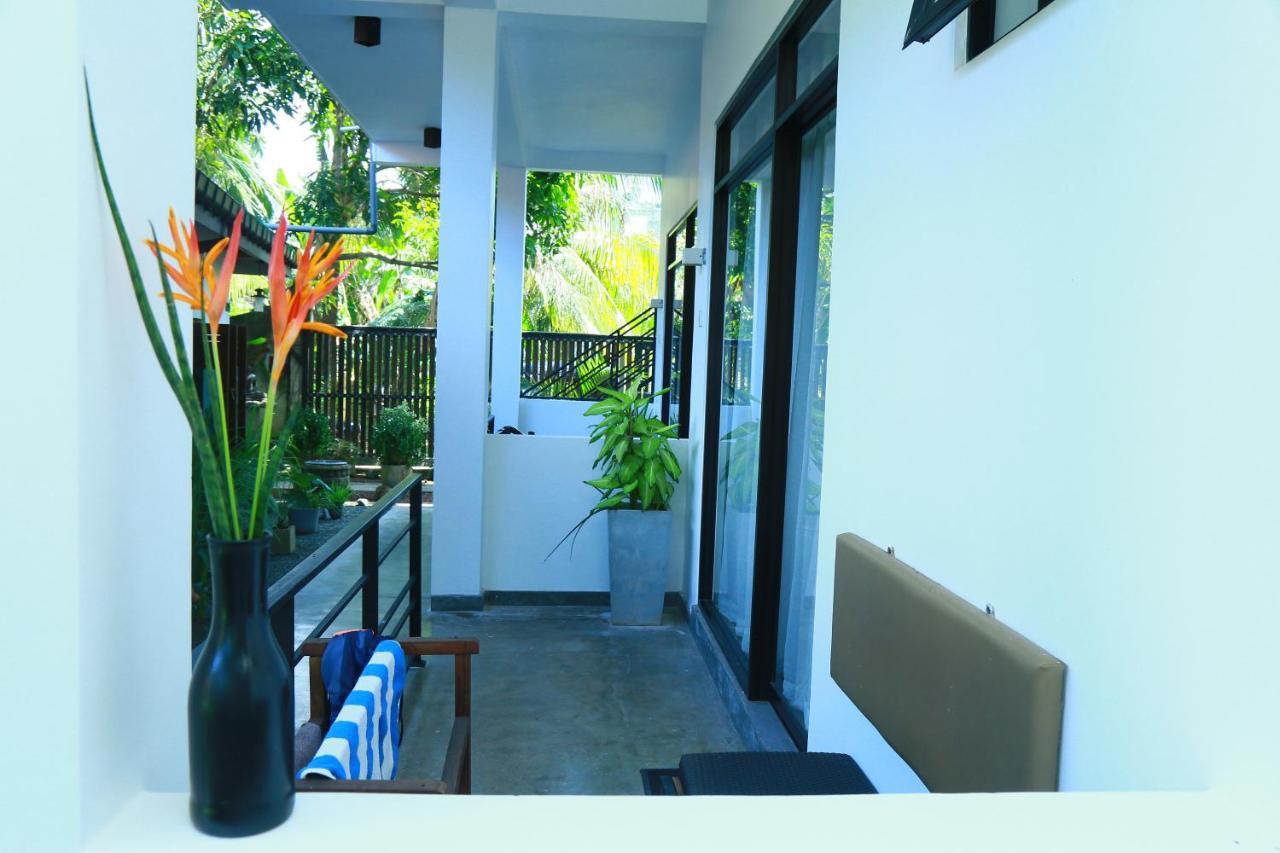 Srimany Bed & Breakfast Mirissa Exterior photo