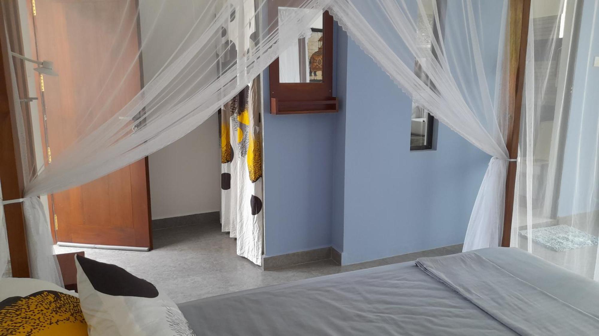 Srimany Bed & Breakfast Mirissa Exterior photo